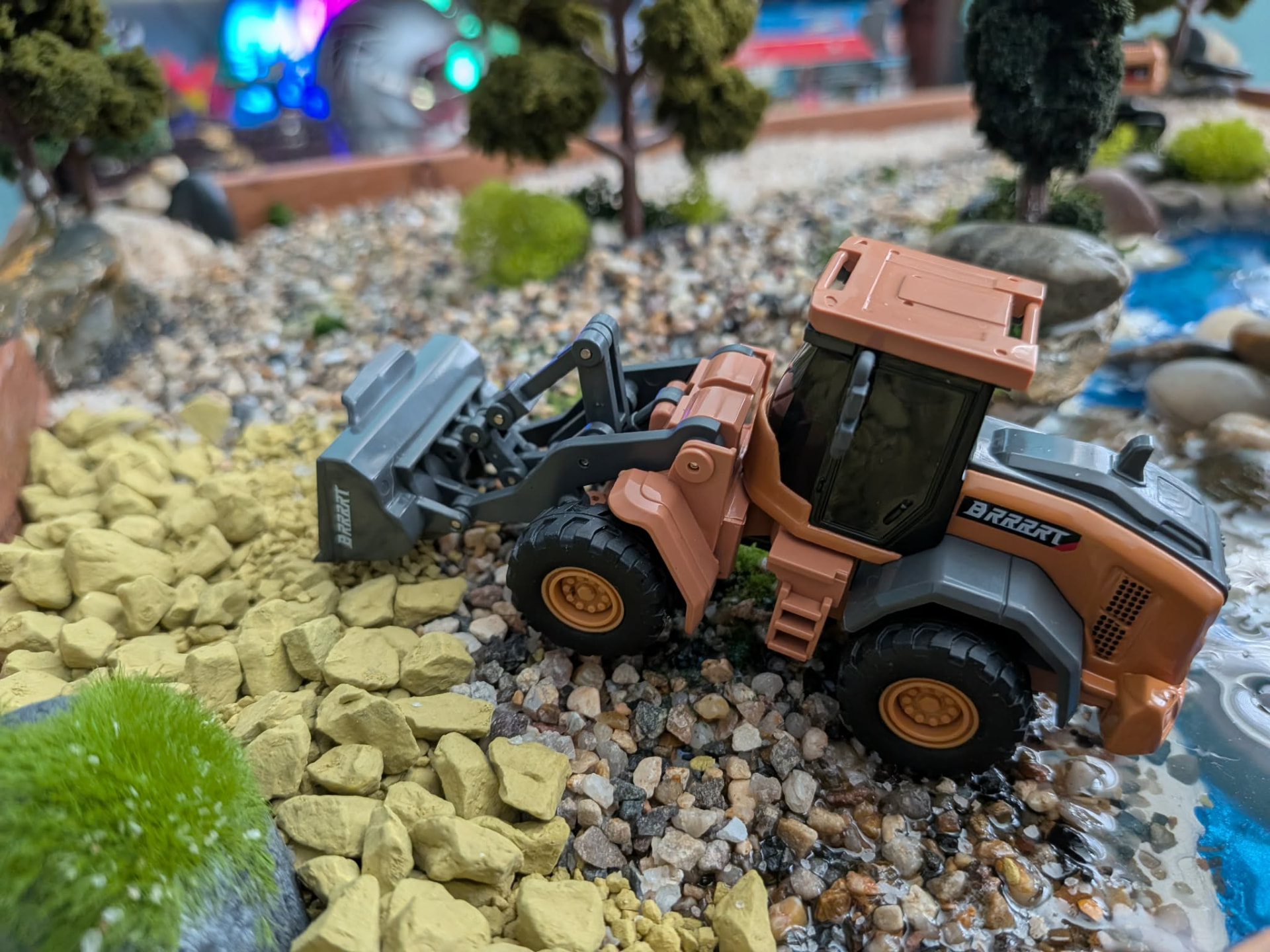 The Dig + Rapids — No. 002 "Cobble Creek" — unedited artist photo 4
